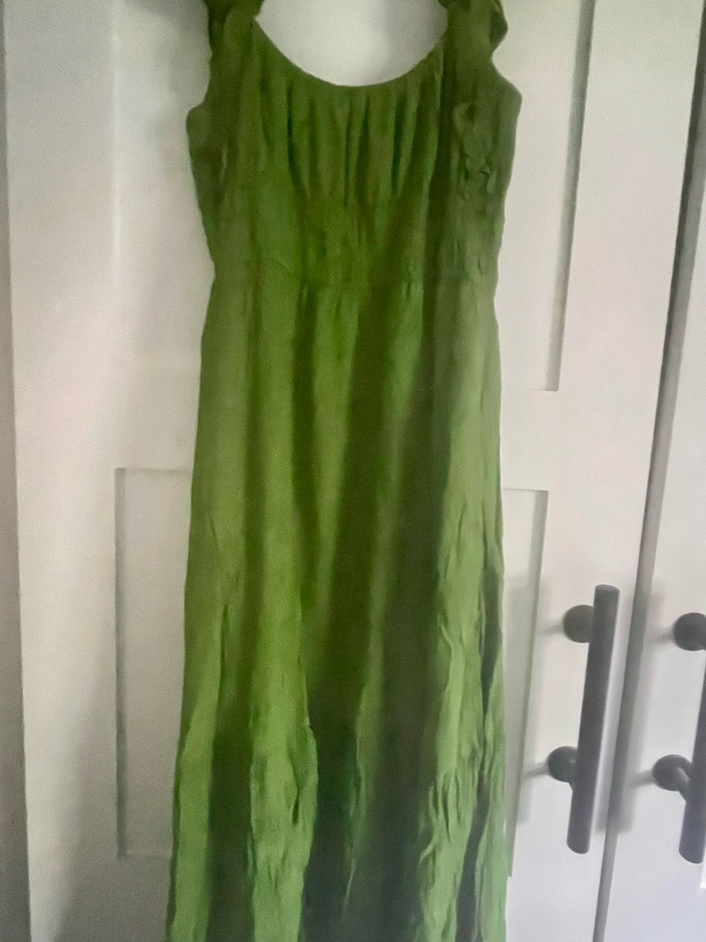 Sleeveless Green Maxi Dress with Scoop Neck - Abercrombie & Fitch